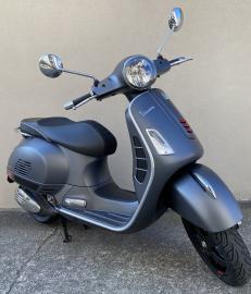 Vespa - GTS 300 SuperSport (2 di 4)