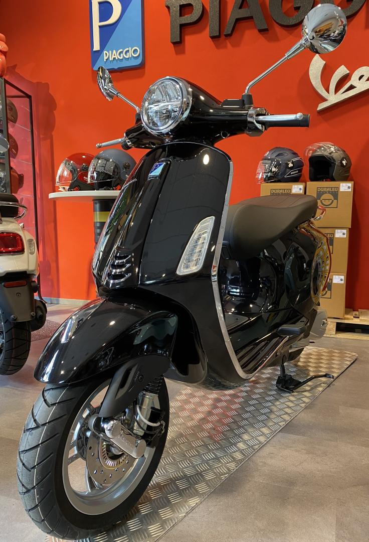 Vespa Primavera 125