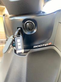 Piaggio - BEVERLY 300 I.E. (3 di 4)