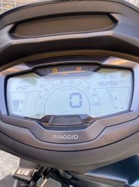 Piaggio - BEVERLY 300 I.E. (4 di 4)