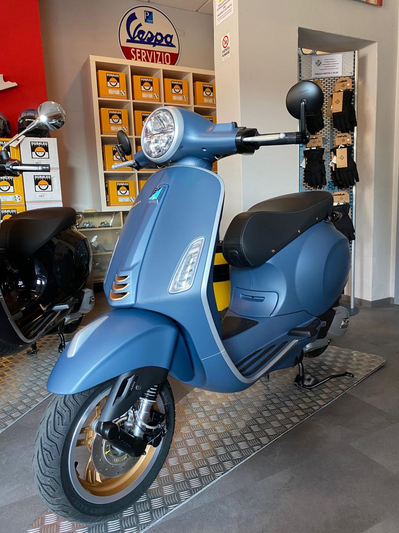 Vespa Primavera 125