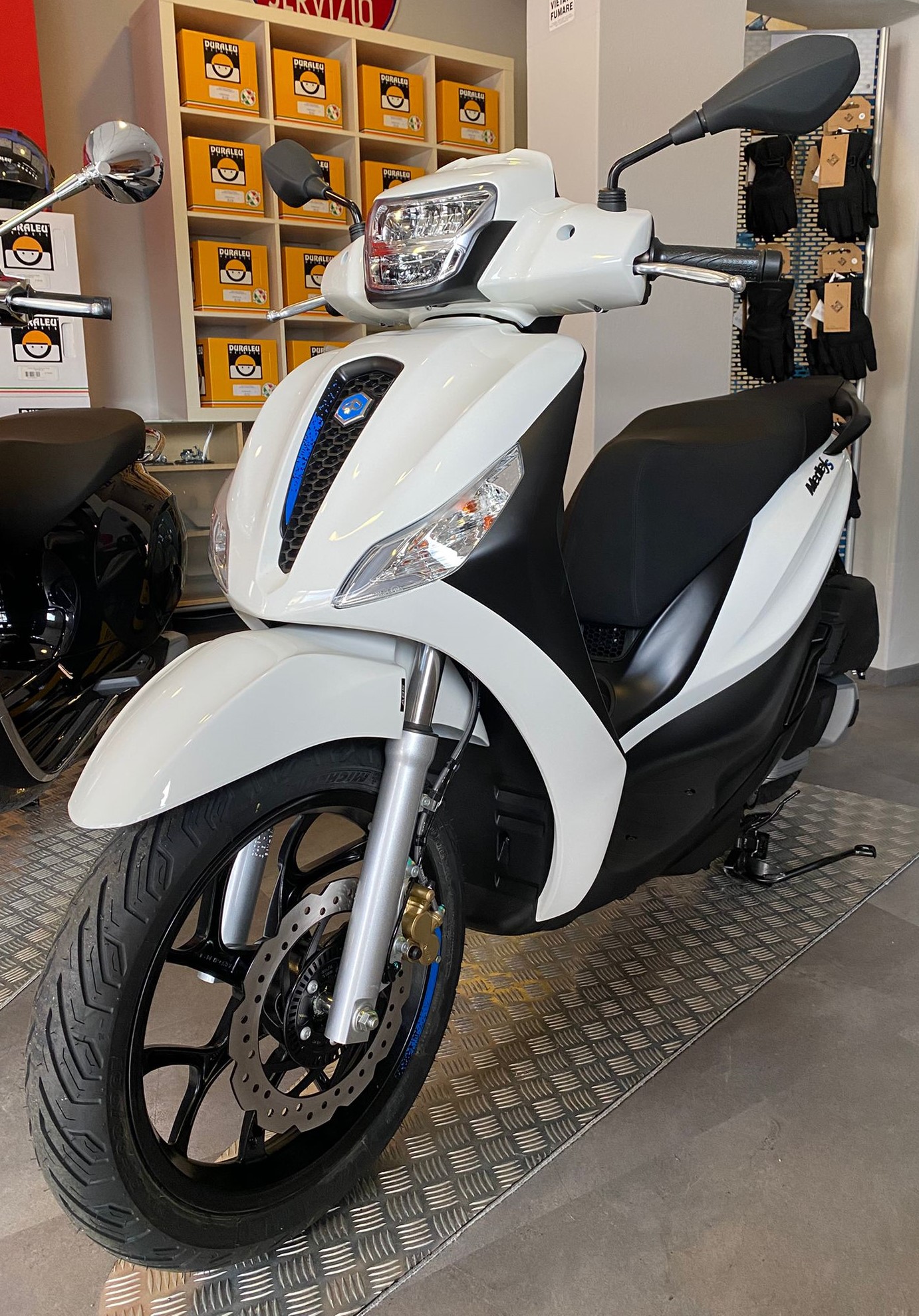 Piaggio Medley 125