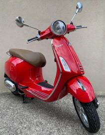 Vespa - Primavera 50 4T (1 di 3)