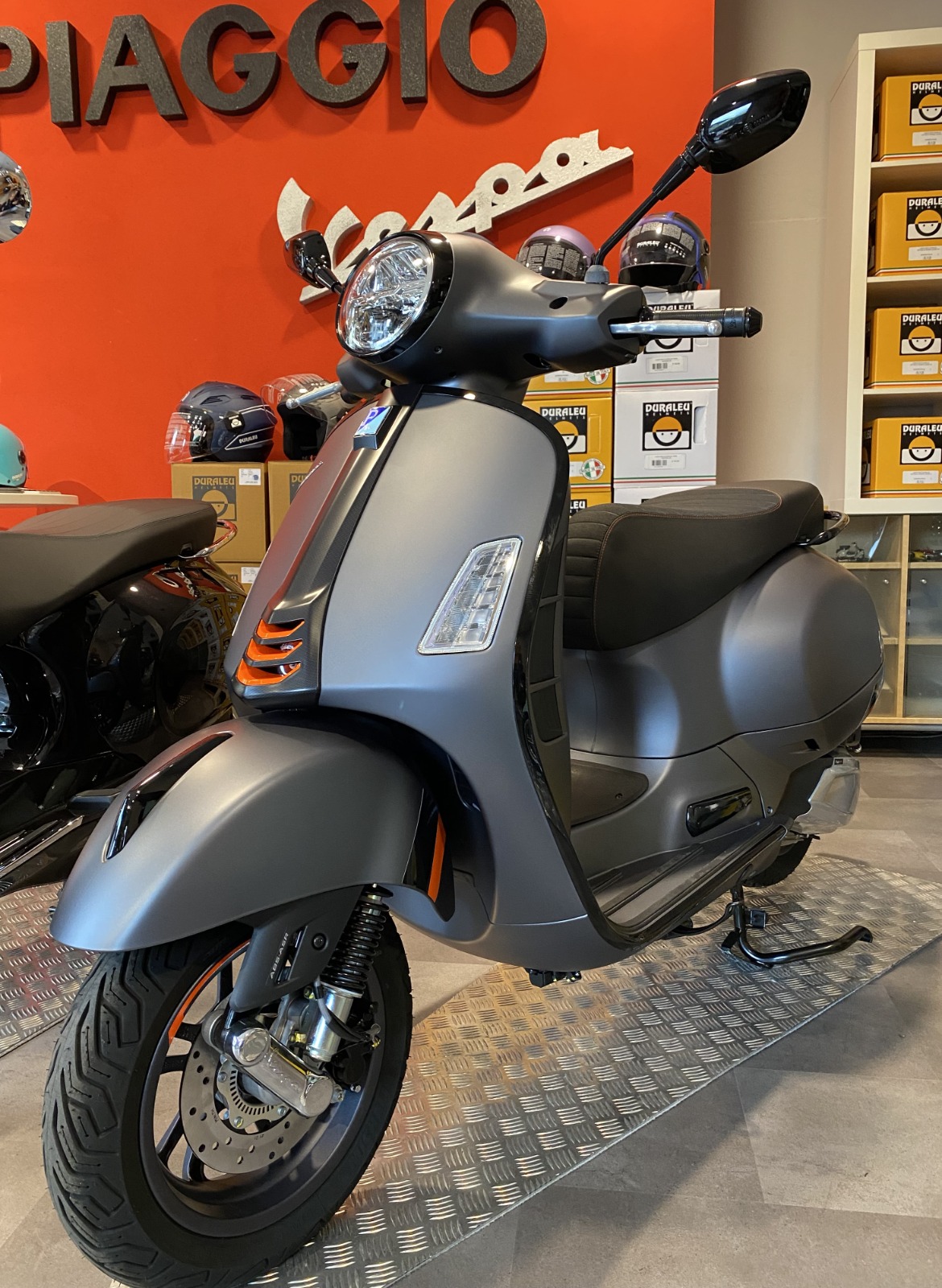 Vespa GTS 310