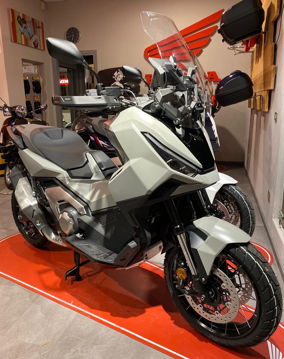 Honda - X-ADV 750 DCT