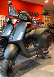 Vespa - Sprint 125 3V (2 di 2)