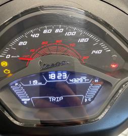 Vespa - Sprint 125 3V (3 di 3)