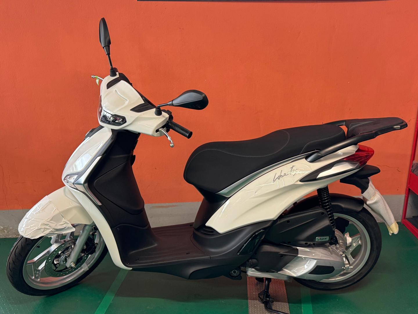 Piaggio - LIBERTY
