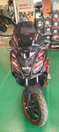 Aprilia - SR GT 125 (4 di 6)
