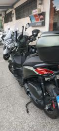 Piaggio - BEVERLY 400 I.E. (5 di 8)