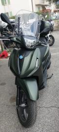 Piaggio - BEVERLY 400 I.E. (8 di 8)