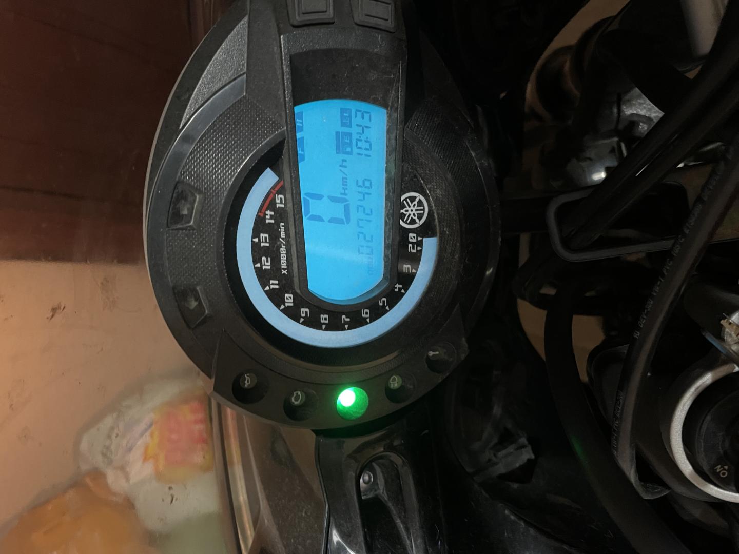 Yamaha FZR 600