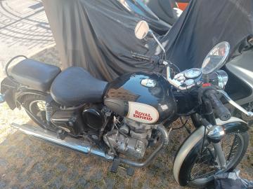 ROYAL Enfield - BULLET CLASSIC