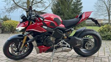 Ducati - STREETFIGHTER S (1 di 10)