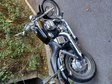 Honda - BLACK WIDOW 750 (2 di 9)