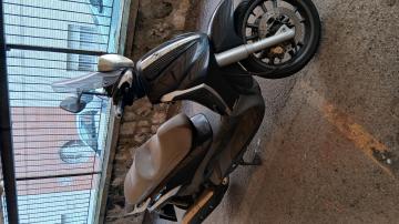 Piaggio - BEVERLY TOURER 400 (5 di 10)