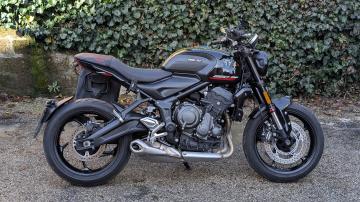 Triumph - TRIDENT 750 (4 di 6)