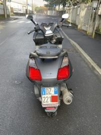 Aprilia - ATLANTIC 300 (2 di 8)