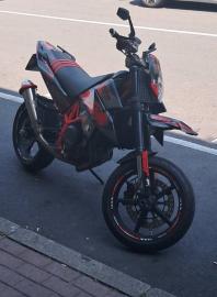 KTM - 690 SUPERMOTO (3 di 3)