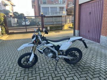 Rieju - MARATHON MOTARD 125 PRO (5 di 5)