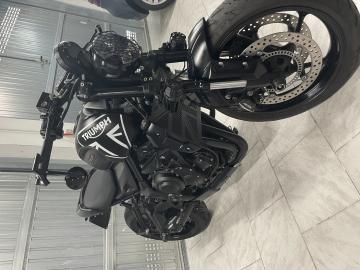 Triumph - TRIDENT 750 (5 di 10)