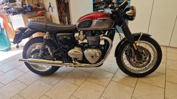 Triumph - Bonneville T120 (9 di 11)