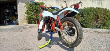 Aprilia - TX 300 (4 di 7)