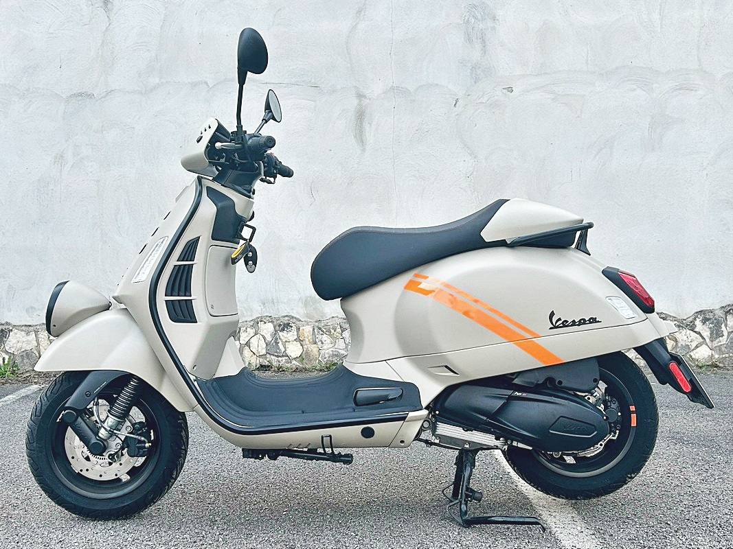 Vespa GTV 300
