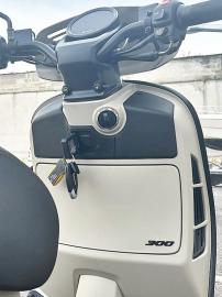 Vespa - GTV 300 (4 di 10)