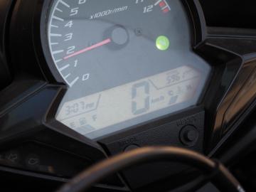 Honda - CBR 125R (5 di 8)