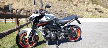 Yamaha - MT 09 (1 di 7)