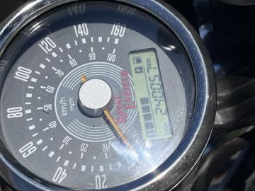 ROYAL Enfield - CONTINENTAL (8 di 10)