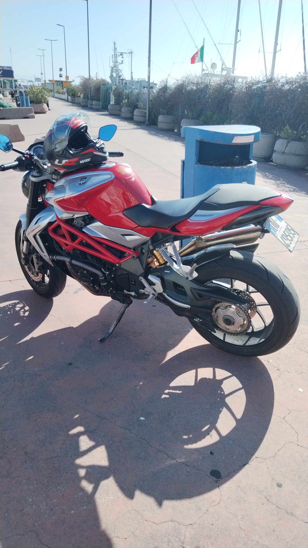 MV Agusta BRUTALE 1090 RR