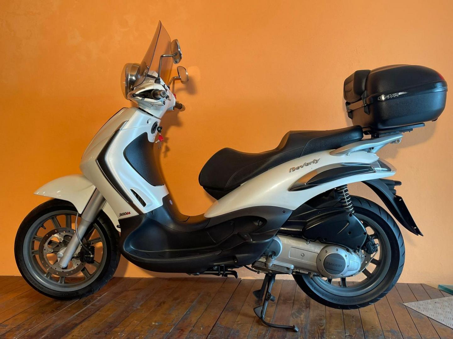 Piaggio BEVERLY TOURER 300