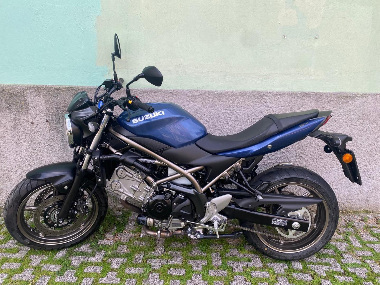 Suzuki - SV 650