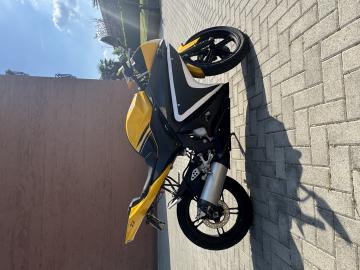 Yamaha - YZF R125
