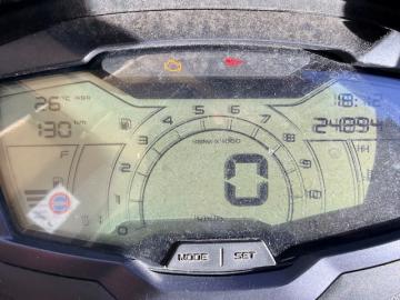 Piaggio - BEVERLY 400 I.E. (2 di 5)