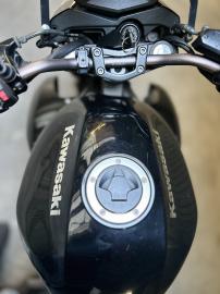 Kawasaki - ER-6N (4 di 9)