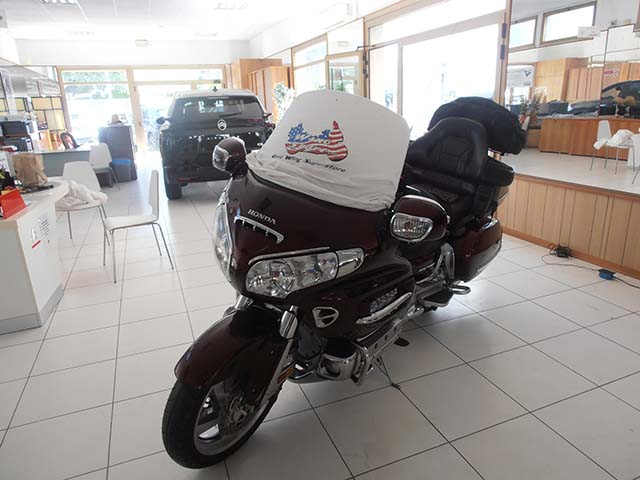 Honda GL 1800 GOLD WING
