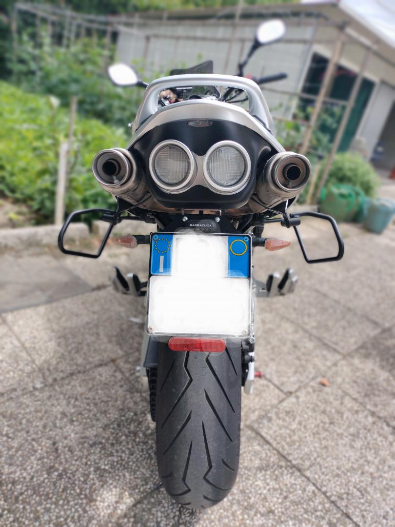 Suzuki GSR 600