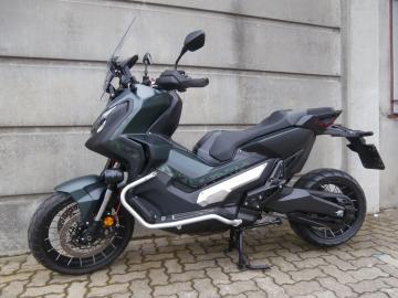 Honda - X-ADV 750 DCT (3 di 6)