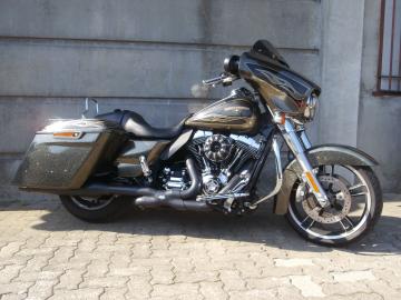 Harley Davidson - FLHX STREET GLIDE (2 di 9)