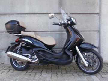 Piaggio - BEVERLY 500 (1 di 4)