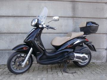 Piaggio - BEVERLY 500 (2 di 4)