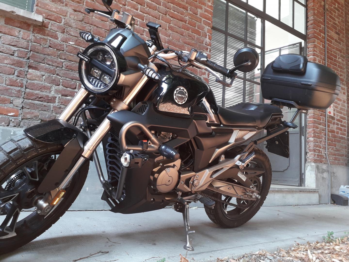  Zontes ZT125G1 Naked/Cafè